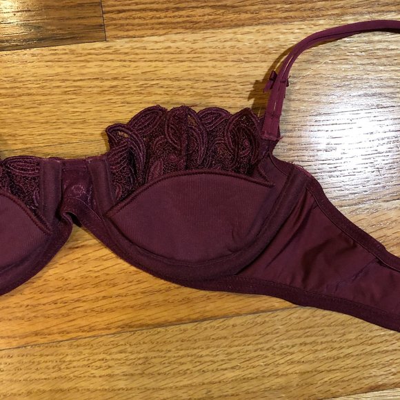 WOMENS VICTORIA'S SECRET BURGUNDY LACE BRA 34A - Picture 7 of 9
